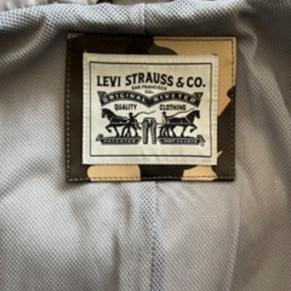 Men's Rain Jacket: Levi's Men's Rubberized Rain Parka Jacket, Camo, Small - Picture 7 of 11